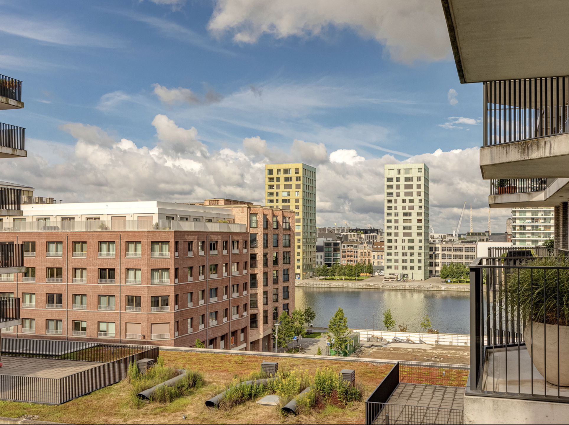 Apartment for sale in Antwerp with 1 bedroom - photo 2