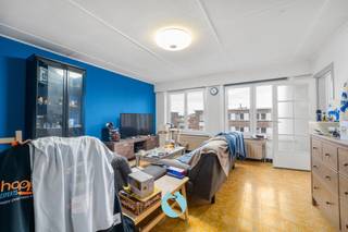 Dit appartement is gelegen in een rustige woonwijk van Wondelgem, op wandel- en fietsafstand van winkels, scholen, openbaar vervoer en een...