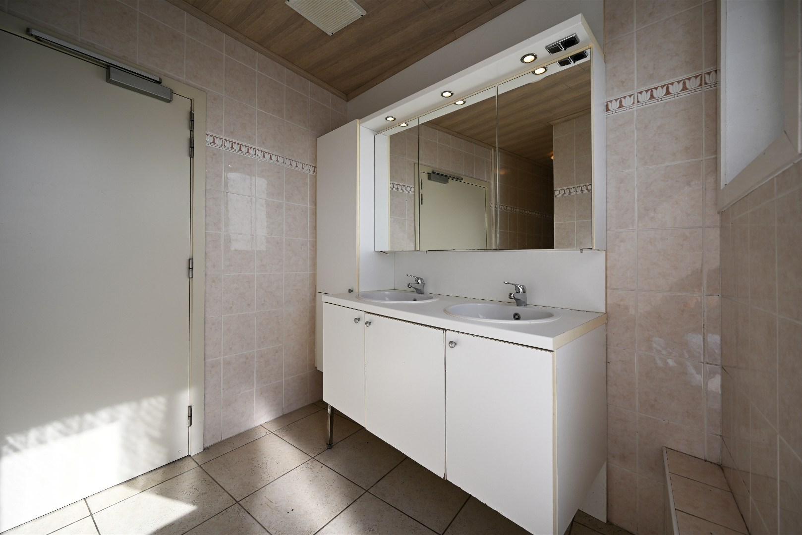 Ruim charmant appartement met 2 slpks &amp; mogelijkheid garage te Kaprijke (Bentille) - foto 5
