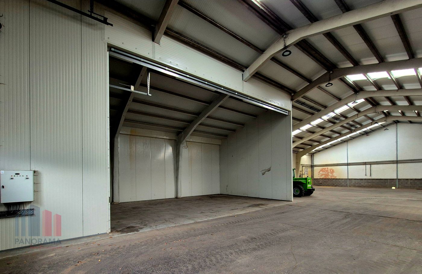 Magazijnruimte van 860 m² met buitenterrein van 4.000 m² - photo 4