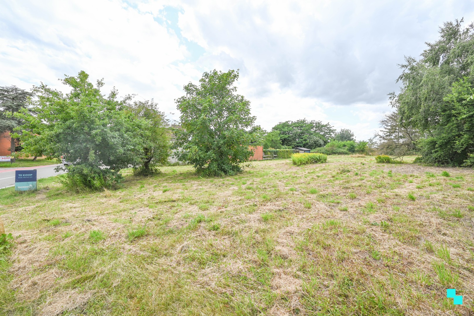 Royaal perceel gelegen in landelijk Oostrozebeke - foto 4