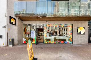 ONMIDDELLIJK BESCHIKBAARBent u opzoek naar de prefecte plek voor uw nieuwe zaak? Dit ruime handelspand aan de Havermarkt 16 in Hasselt...