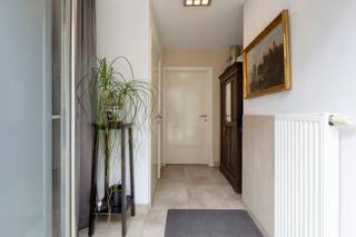 Deze instapklare woning combineert een moderne afwerking met een uiterst gunstige ligging in het hartje van Aarschot. Dankzij het EPC-label A...