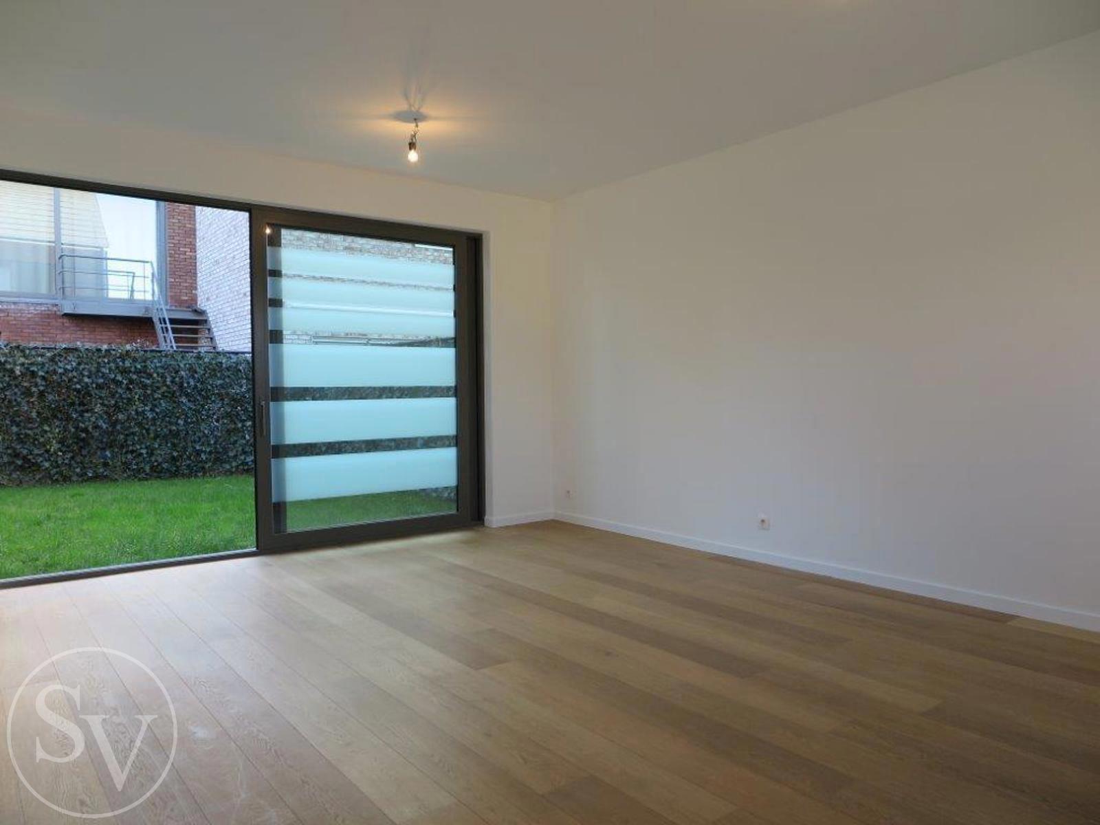 Woning, 3 slaapkamers en tuin. - foto 4