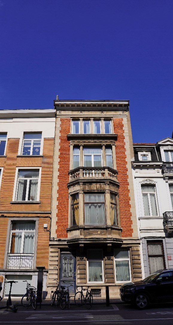 Statige meesterwoning met bureel en 7-8 slpk, zonnige tuin - foto 1