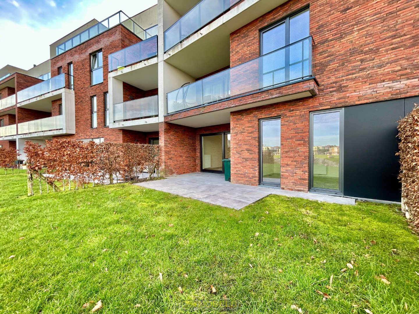 Te huur, energiezuinig appartement met 2 terrassen en garagebox gelegen nabij het centrum van Ronse - photo 3