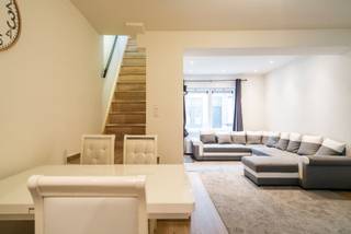 Charmante, recent gerenoveerde rijwoning in het hart van de stad – ook een slimme investering!Bent u op zoek naar een instapklare woning op een...