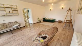 LIGGING: Deze studio is gelegen in Borgerhout, makkelijk bereikbaar met auto en openbaar vervoer. Met de fiets ben je direct op jouw bestemming in...