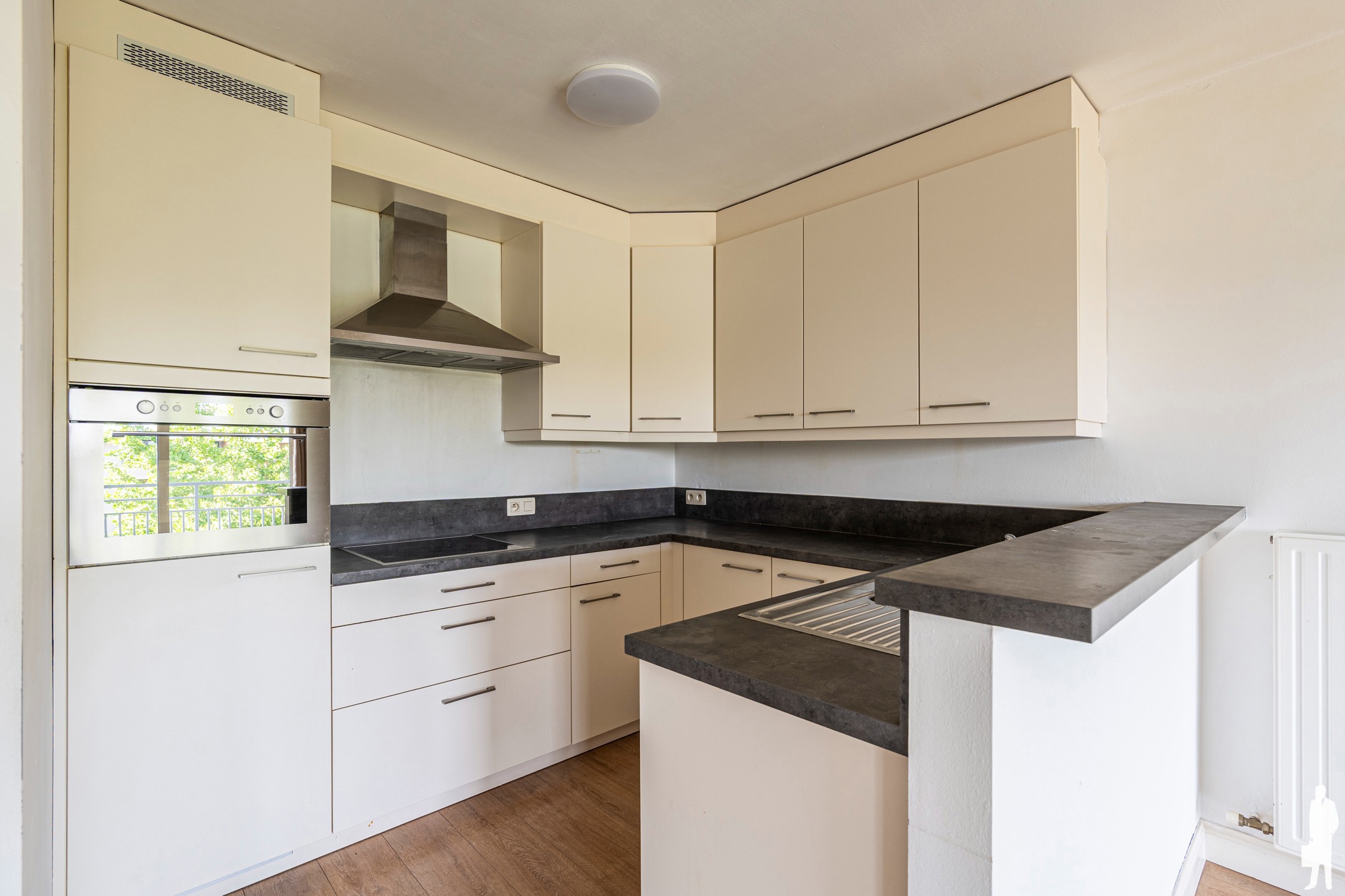 Ruim 2 slpk. appartement op toplocatie in Hoogstraten. - foto 4