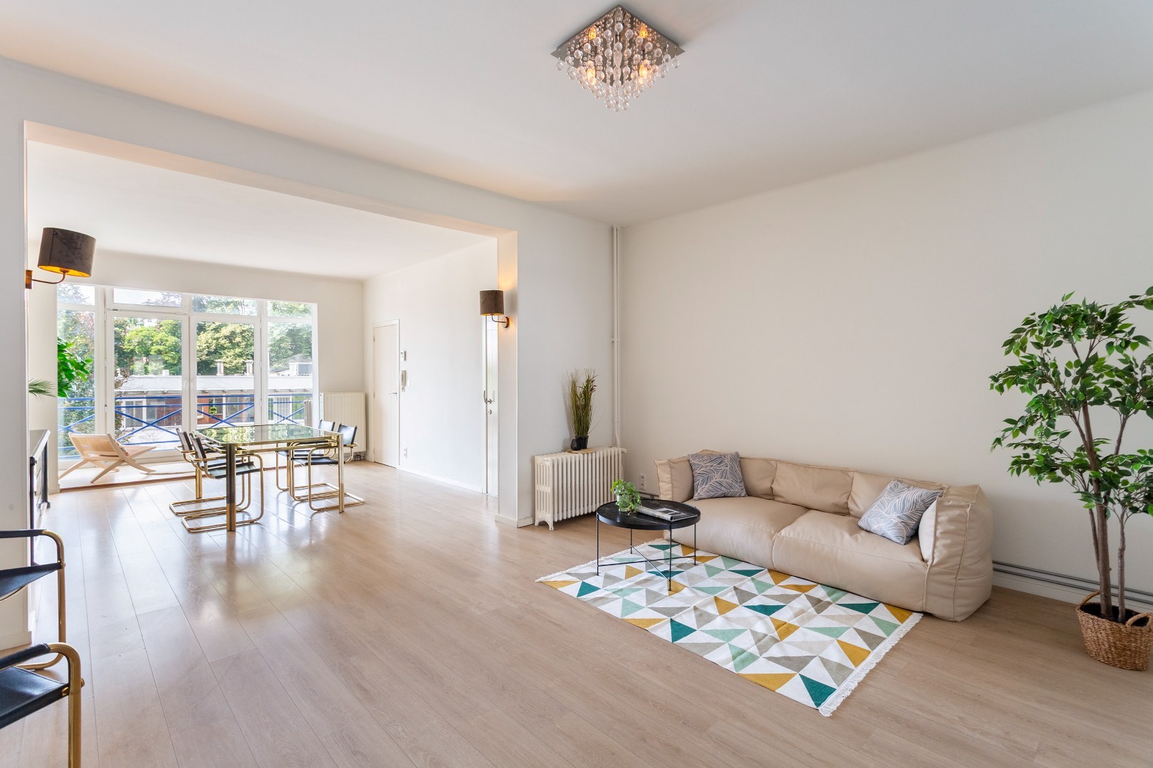 Ruim, lichtrijk en energiezuinig appartement - foto 1