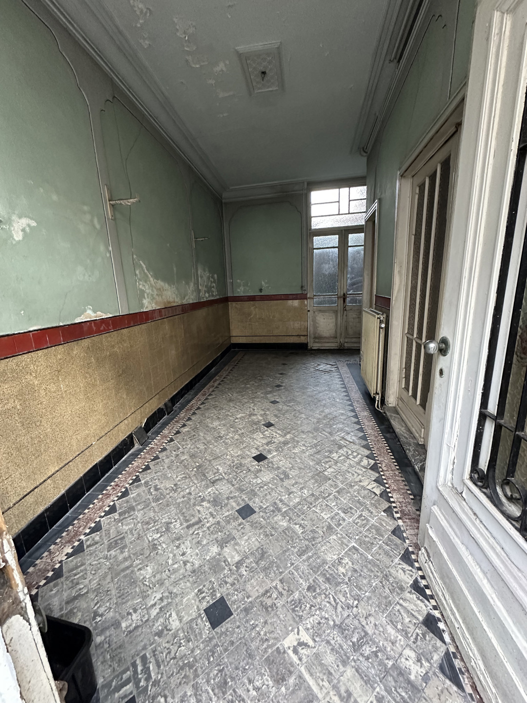 Te renoveren woning op toplocatie in hartje Gent - foto 3