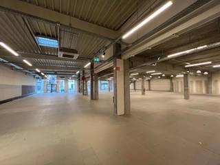 Commercial for rent in Waterloo