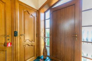 Een ruime (202m²), gerestaureerde fermette met 5 slaapkamers, garage en hoogwaardige zonnepaneelinstallatie , rustig gelegen op een perceel van...