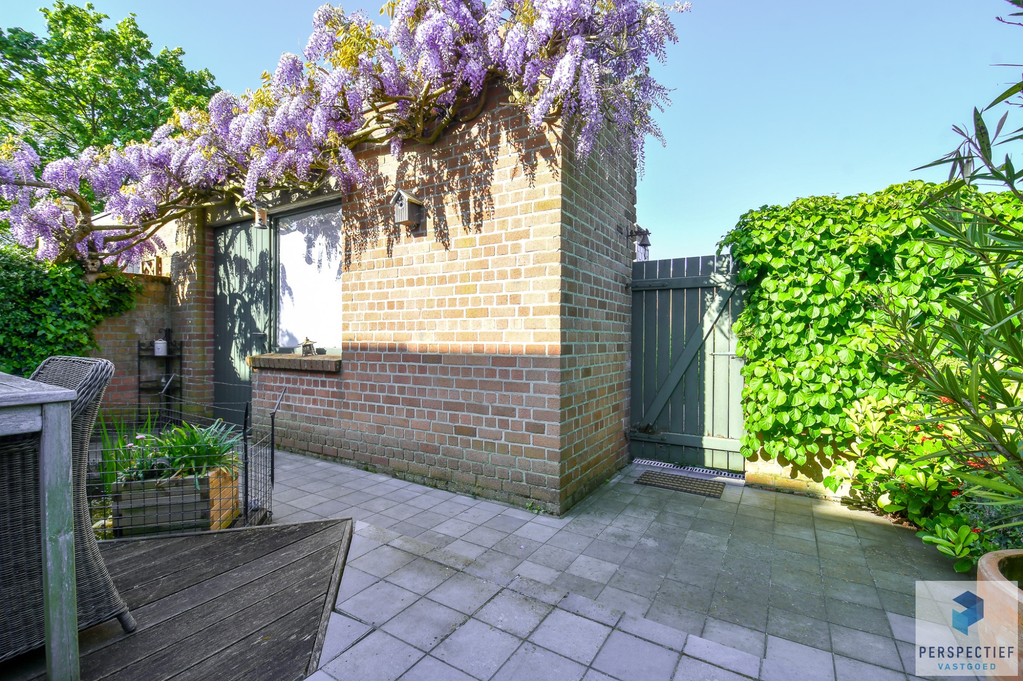 Ruime goed onderhouden woning met 3 slpk en tuin - foto 4