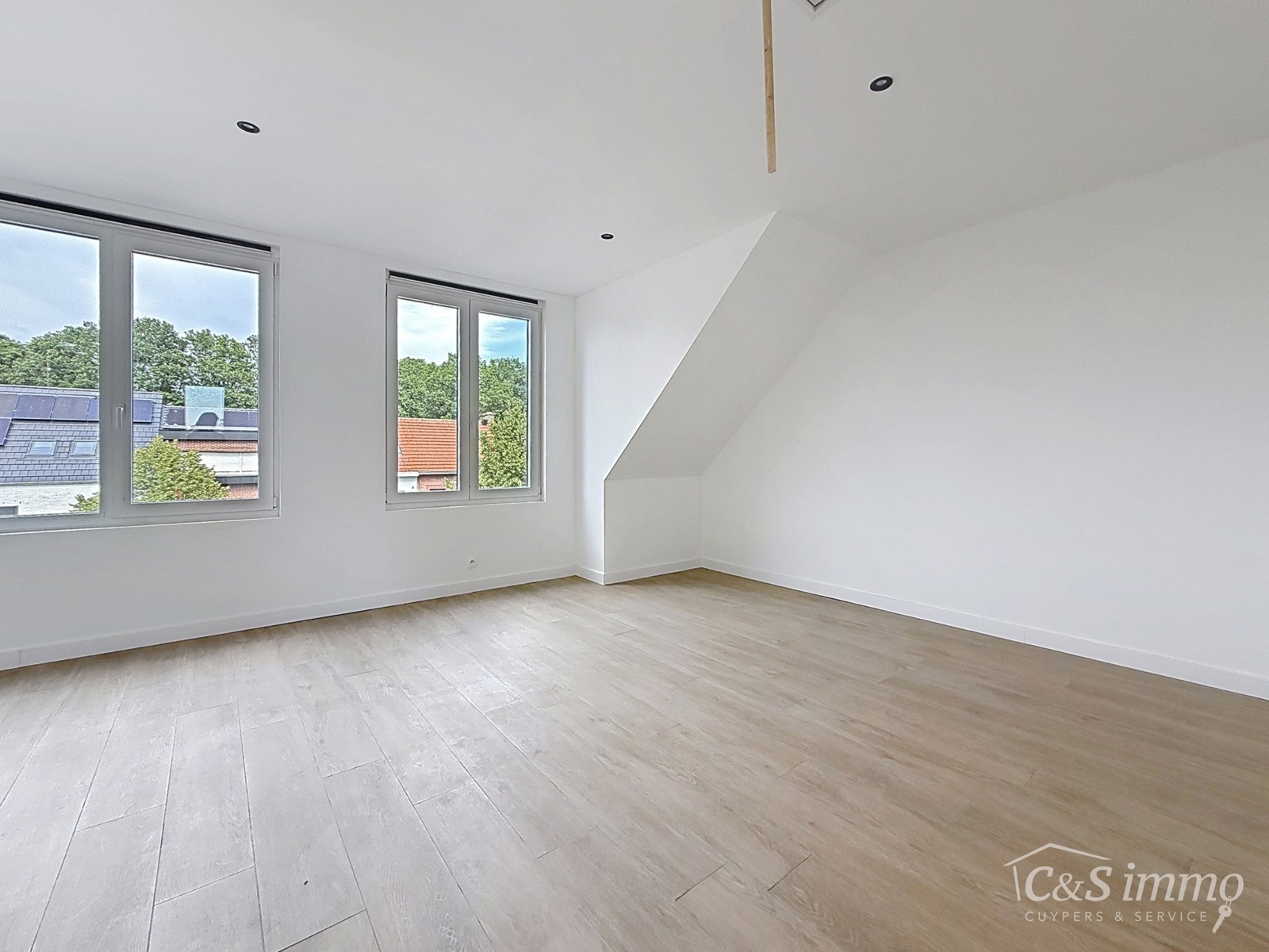 Volledig gerenoveerd duplex appartement ca 135m² met zonnig terras ca. 26m² - foto 5