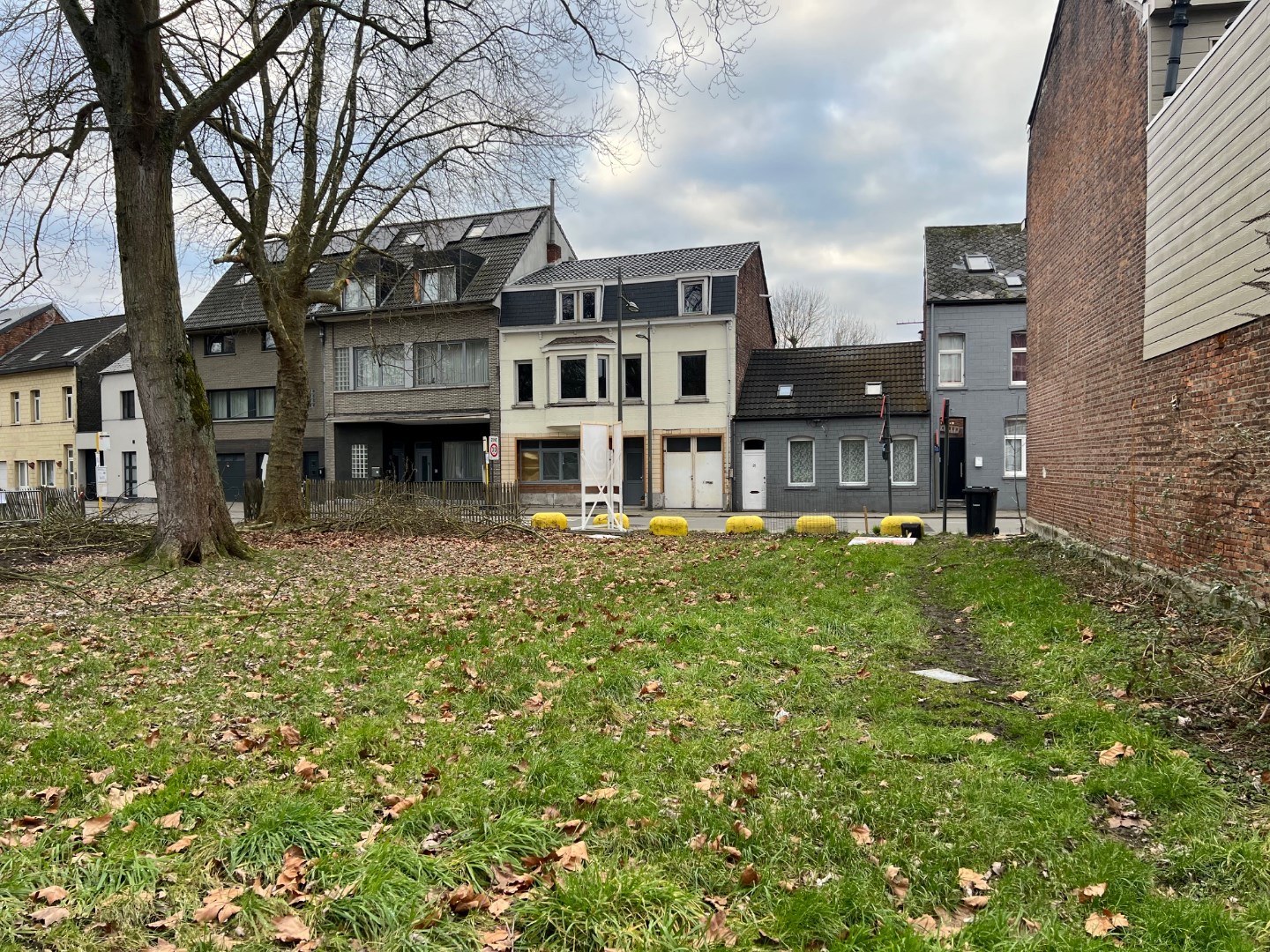 Terrain à bâtir pour une construction semi-ouverte ! - photo 2