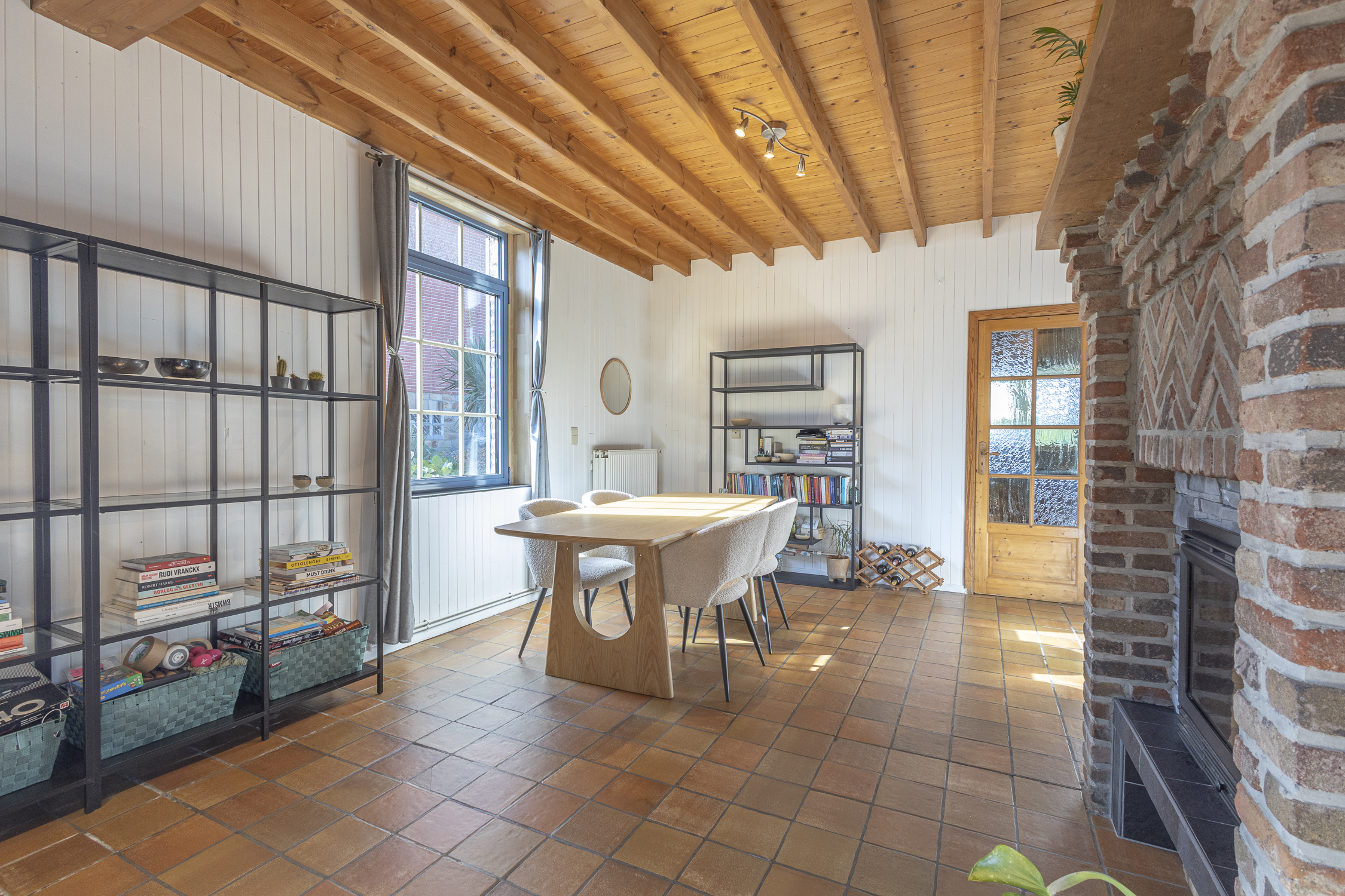 Charmante woning met zonnige tuin te Sint-Ulriks-Kapelle - foto 4
