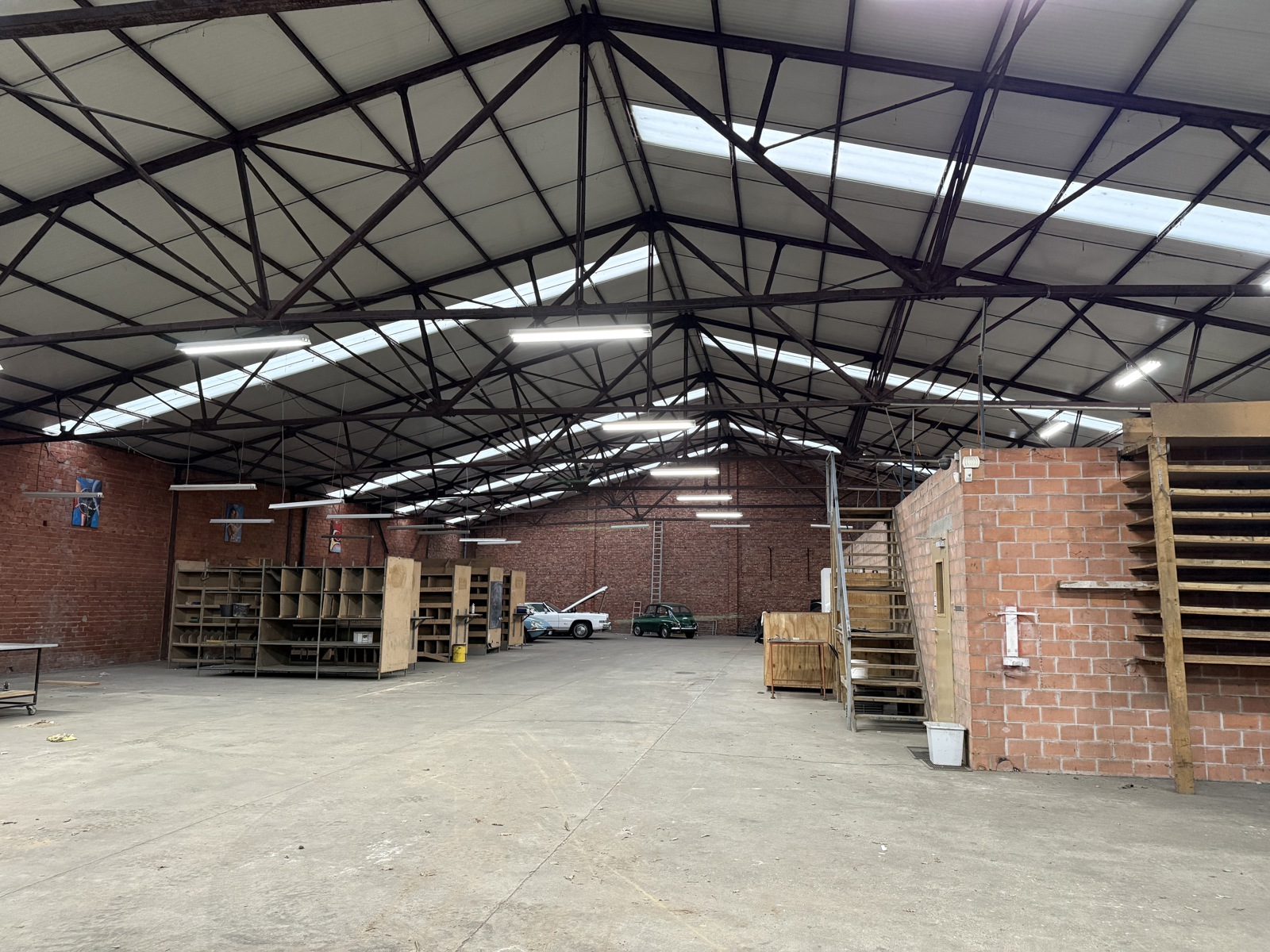 Magazijn + kantoor van 1.216m², regio Kasterlee (Lichtaart) - foto 4