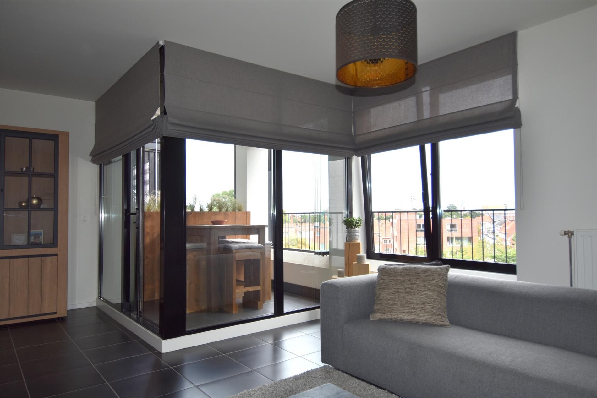 Leuk appartement met 2 slaapkamers, staanplaats en kelderberging - foto 3