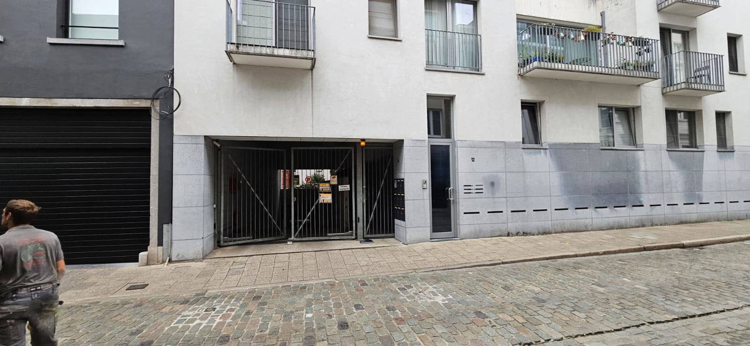 Gesloten garagebox in ondergrondse parking op toplocatie in Antwerpen centrum - foto 4