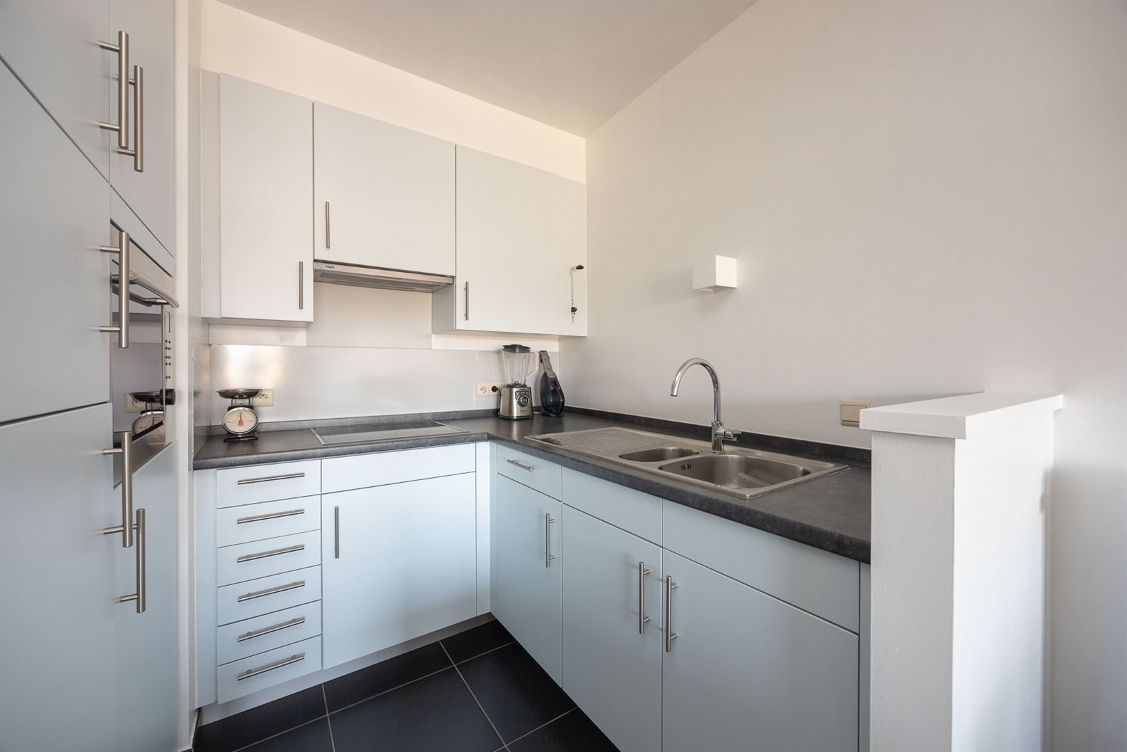 Instapklaar appartement met terras gelegen in centrum Maria-Ter-Heide  - foto 5