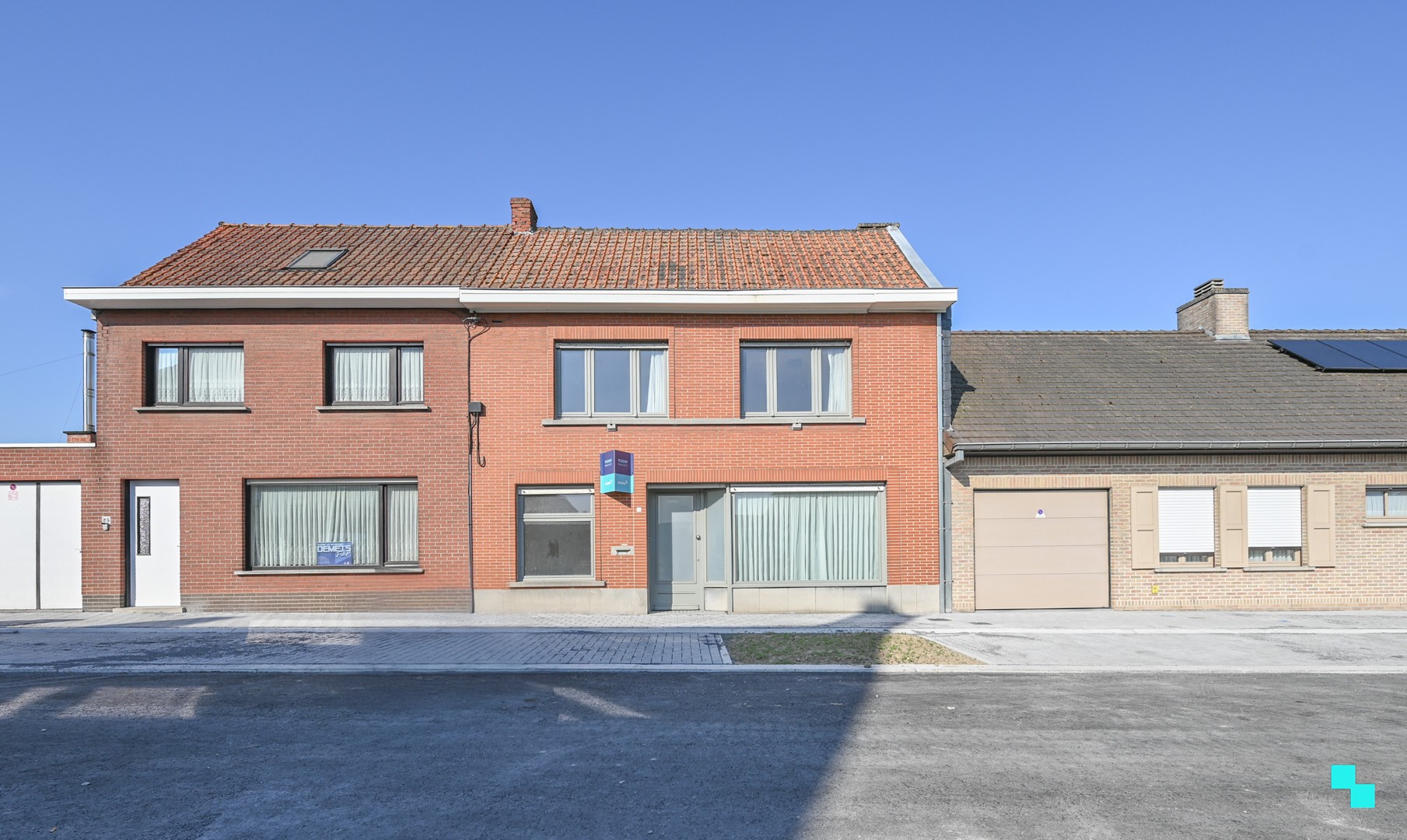 Ruime woonst met drie slaapkamers nabij centrum Kachtem - photo 1