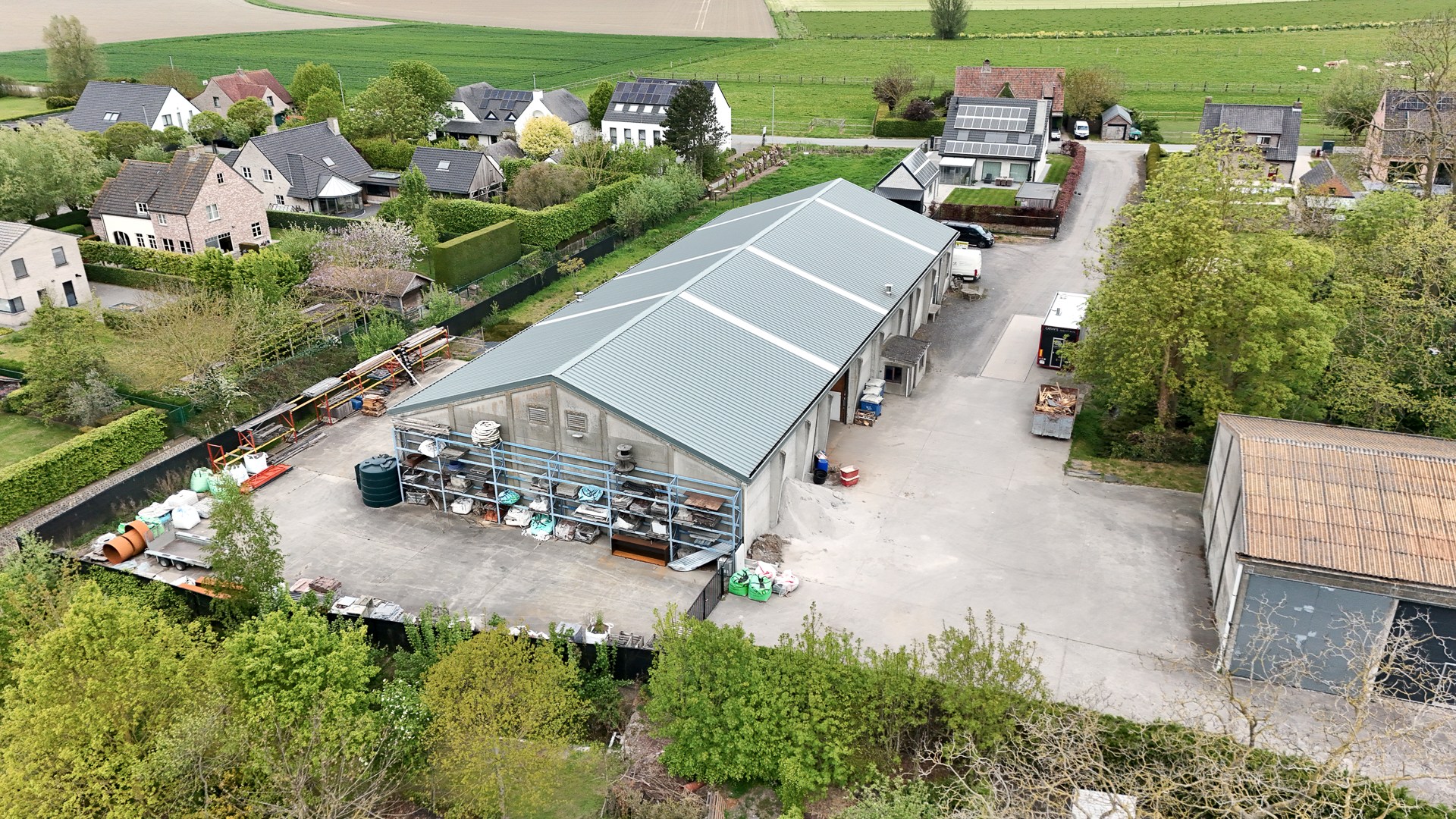 Hangar of opslagruimte op groot terrein te Middelburg - foto 2