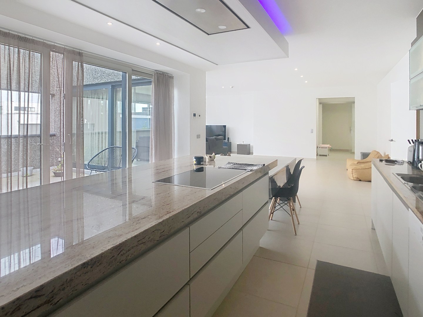 Appartement à louer à Roulers avec 3 chambres - photo 2