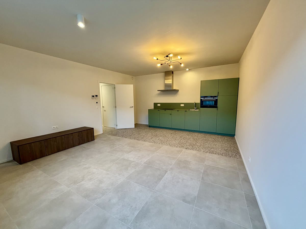 A LOUER : appartement de 2 chambres dans le centre de Hasselt. - photo 2