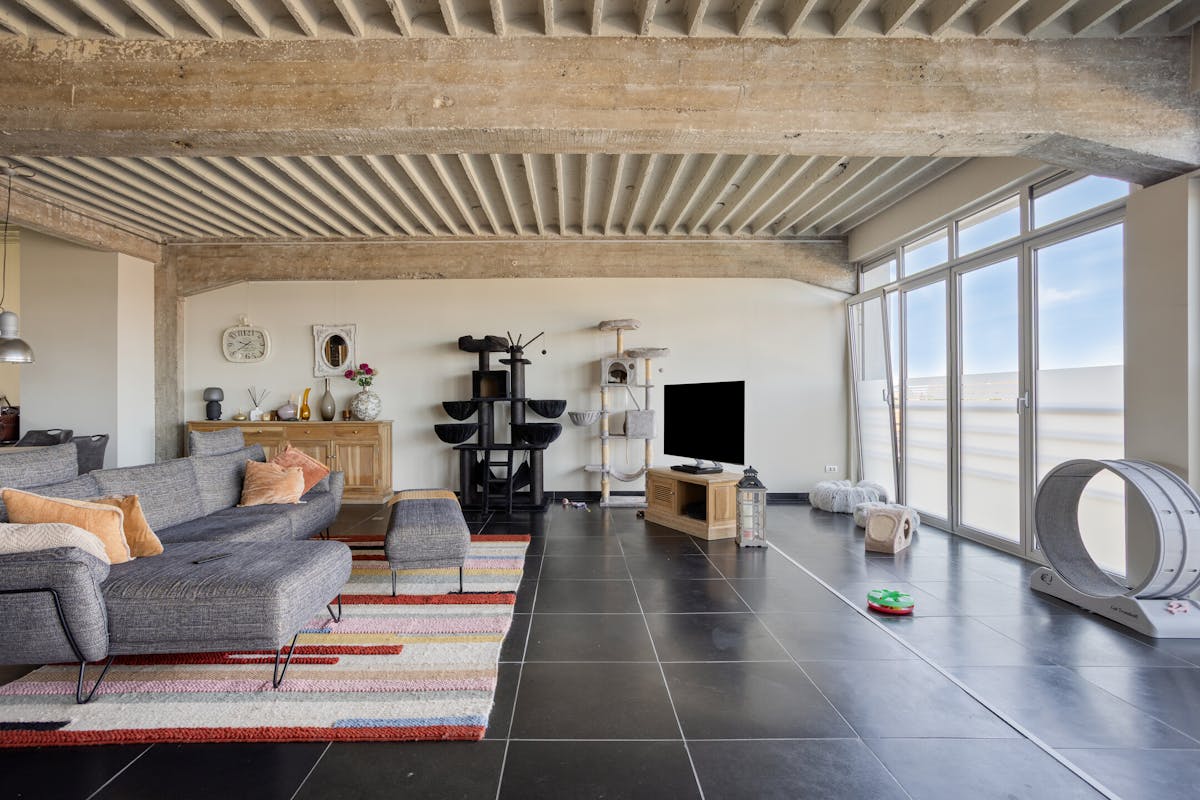 Stijlvolle designloft met zicht op het kanaal in hartje Kortrijk - foto 5