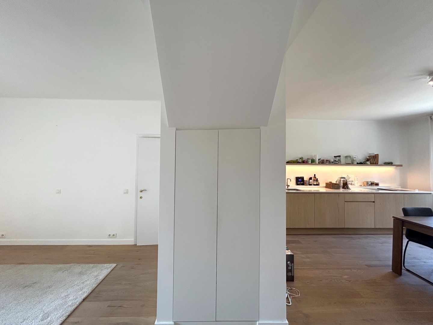 Instapklaar twee-slaapkamerappartement te centrum Tielt! - foto 4