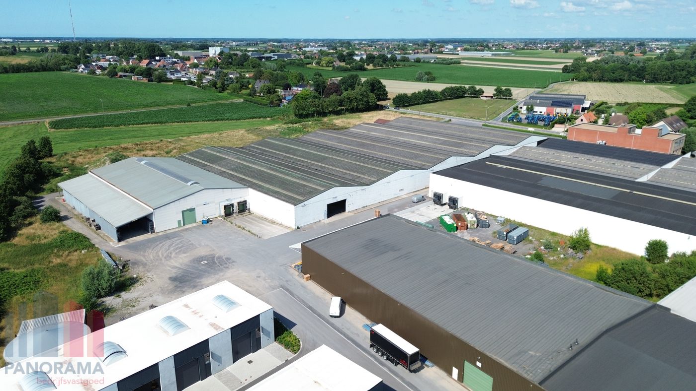 LOGISTIEK MAGAZIJN 9.675 m² met laadkades - photo 4