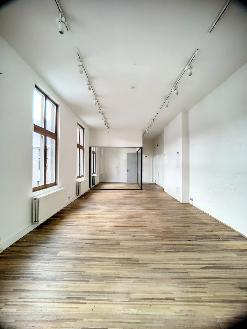Commercial for rent in Antwerp - photo 4