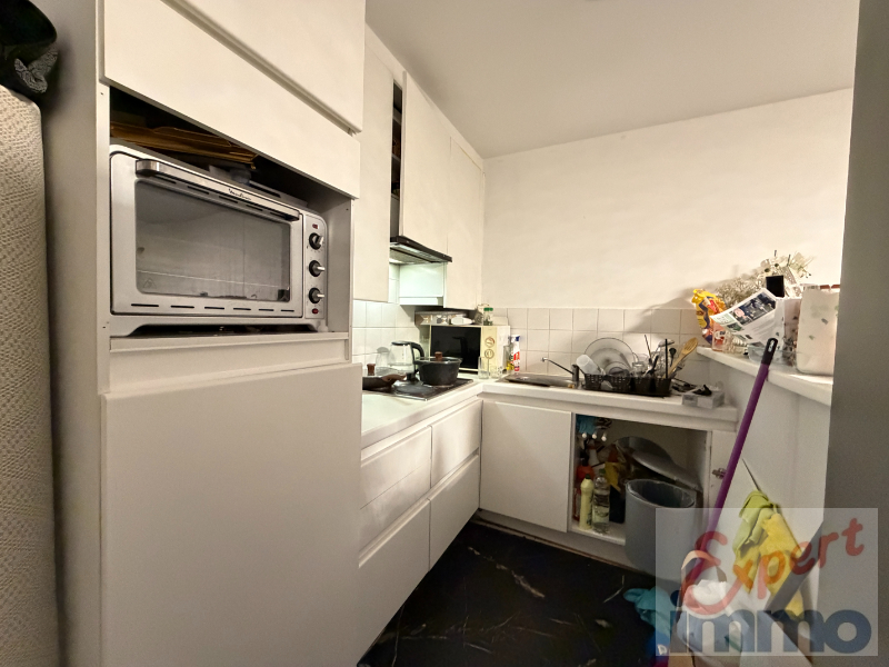 Uiterste goed gelegen één slaapkamer appartement met private ondergrondse parkeerplaats TE HUUR via EXPERT-IMMO - photo 5