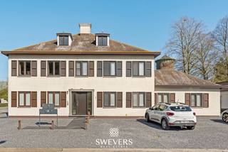 Voor meer info en foto’s, surf naar www.swevers.be – Dit instapklare appartement in de Corceliusstraat 7 bus 5 in Koersel biedt een...