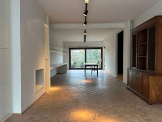 In de Sint-Bavostraat woon je op een plek waar Wilrijk zijn zachtste kant toont: recht tegenover het Steytelinckpark, in een straat waar de...