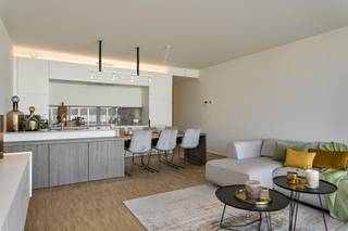 Hoogwaardig ingericht appartement met mooi terras gelegen op het trendy zuid gelegen in The Residence.Indeling: Inkomhal met gastentoilet. Vanuit de...