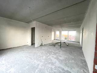 Bent u op zoek naar een nieuwbouwappartement met 2 slaapkamers te Wevelgem? Dan is dit voor u!Mogelijkheid om aan te kopen aan 6% BTW  * Indeling van...