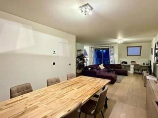 DESTELBERGEN - Are you looking for a modern duplex apartment FOR RENT in Destelbergen center?Then this apartment might be for you.The main assets in...