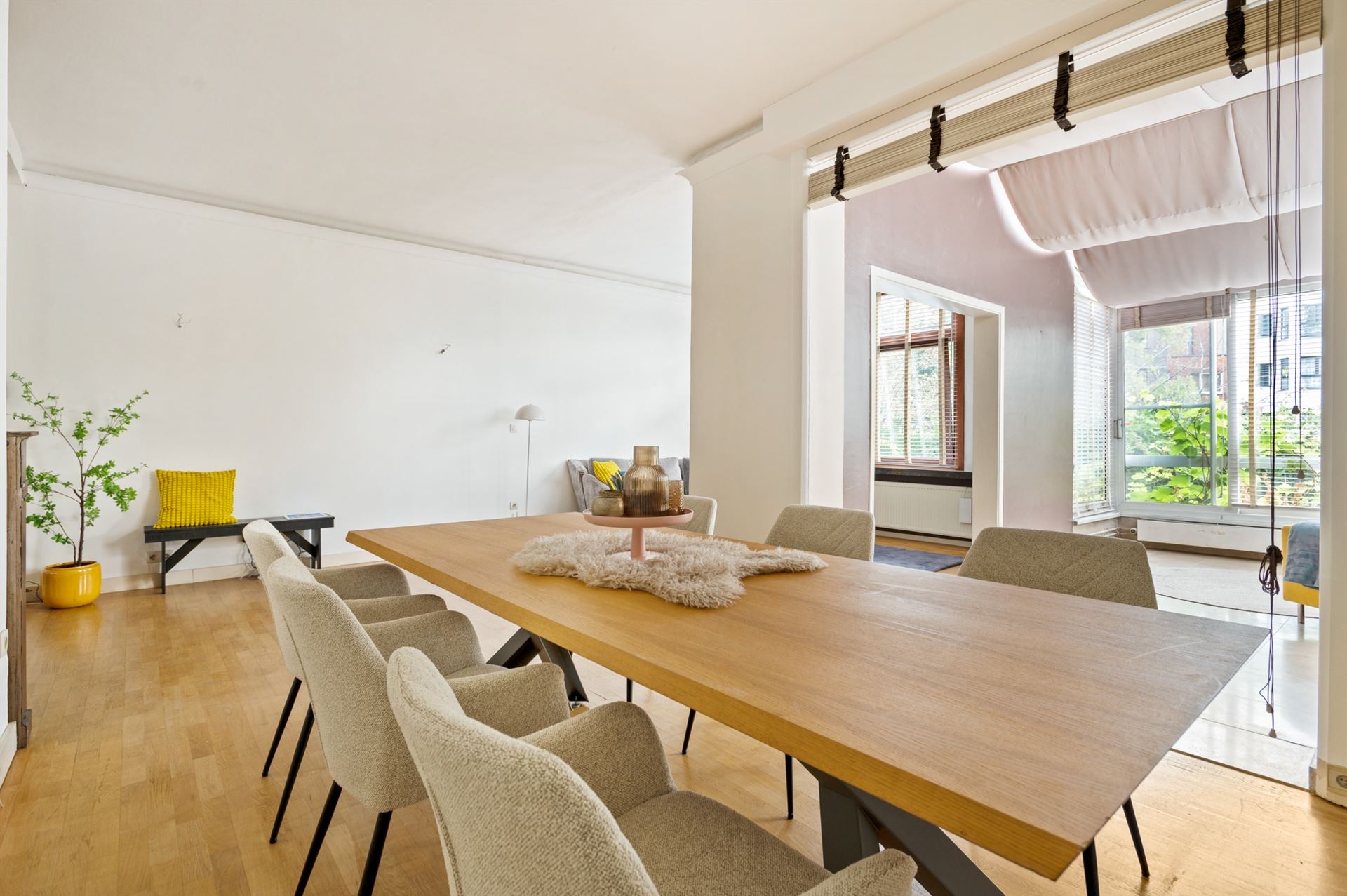 Karaktervolle bel-etagewoning met garage - foto 3