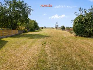 Te koop: prachtige bouwgrond in Hoegaarden, landelijk en rustig gelegen in een gezellige straat met een uitzonderlijk zicht op de omgeving...