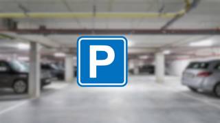 Veilig en vlot toegankelijke parkeerplaats. Te koop aan het max havelaarplein nabij nieuwbouwproject max wezemaal. ideaal voor eigen gebruik of...