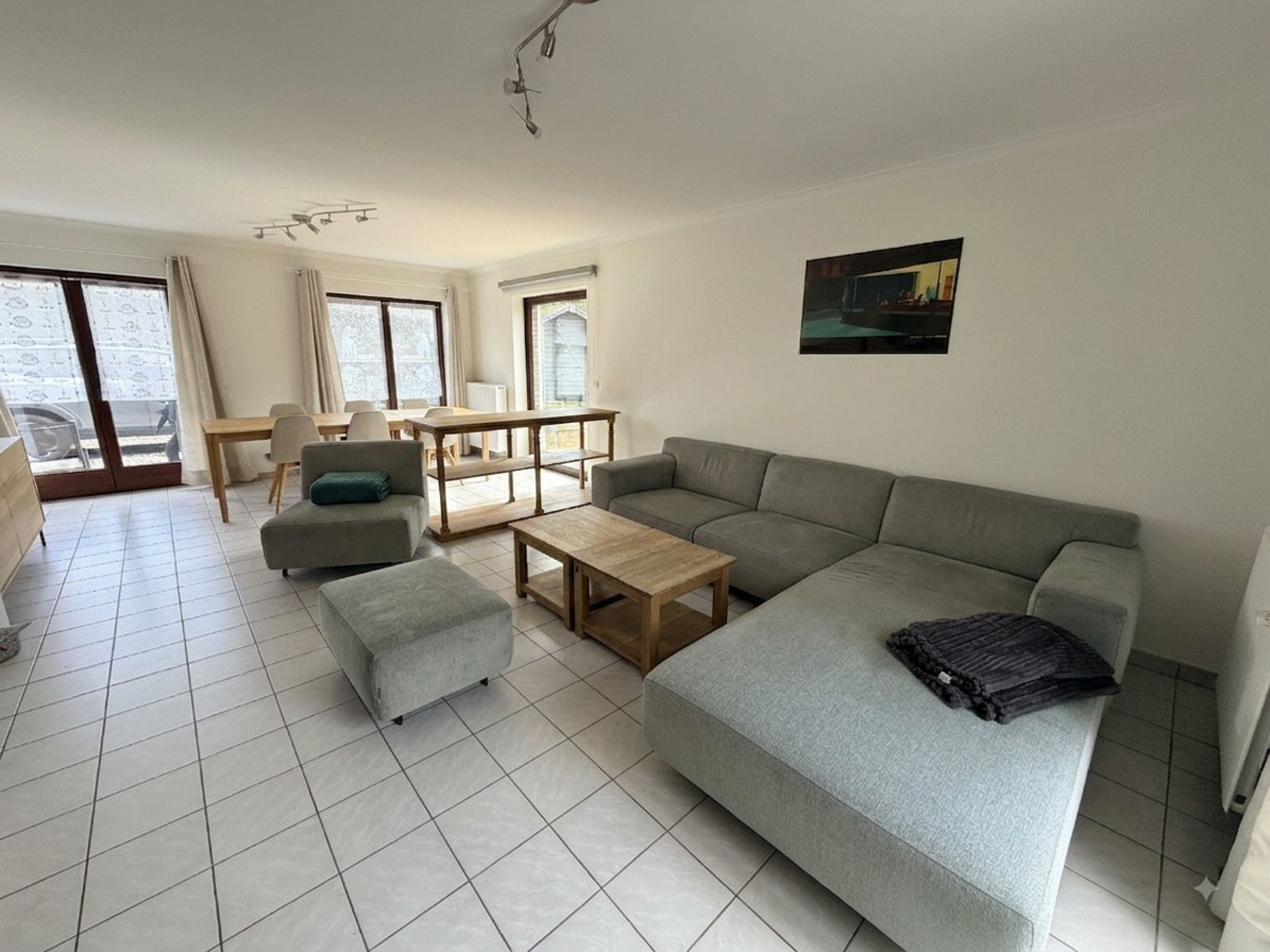 Maison 3ch + bureau – Meublée, garage - foto 4
