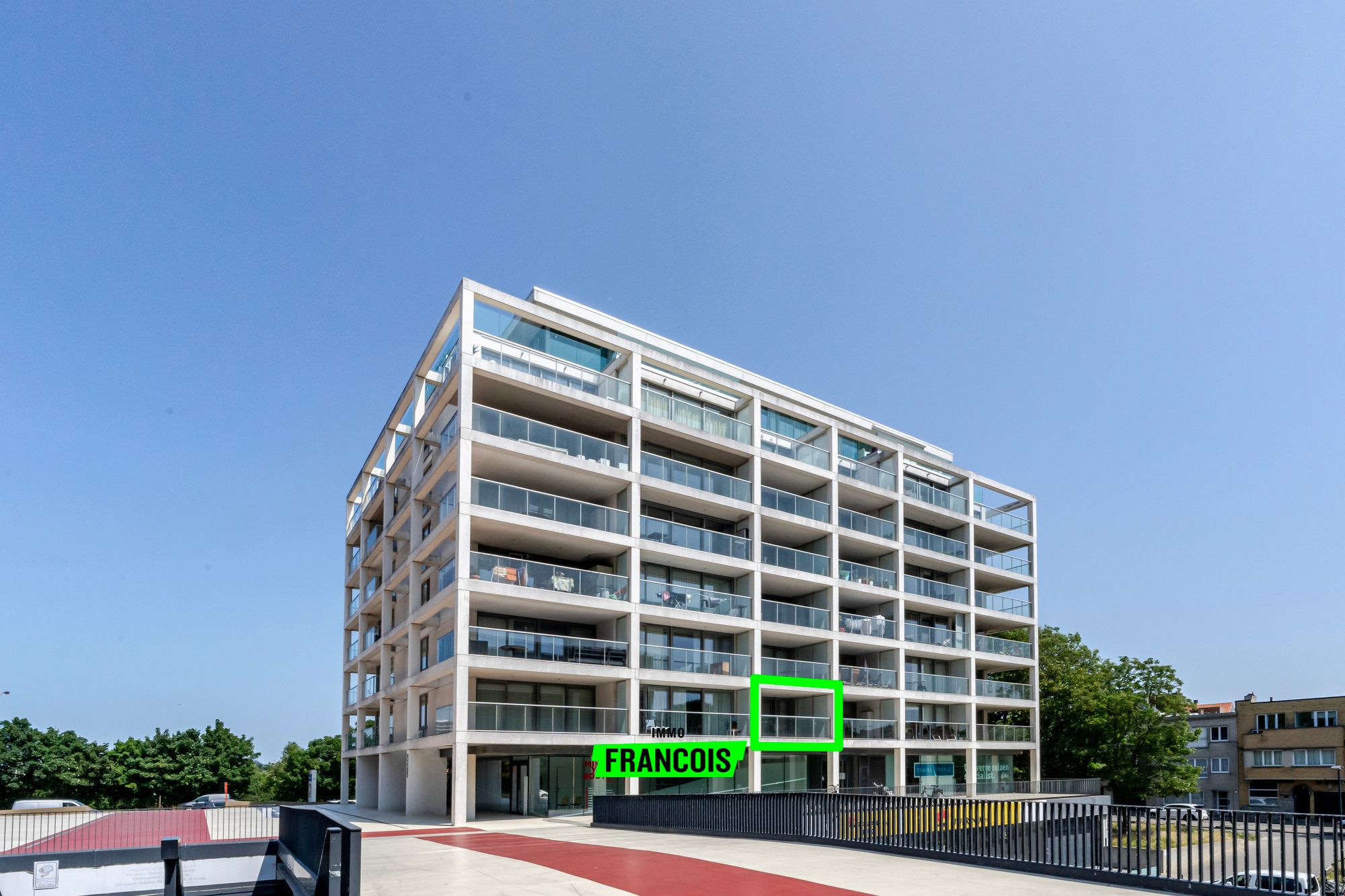 Instapklaar appartement met twee zonneterrassen vlak bij strand en zee in Mariakerke (Oostende) - foto 1