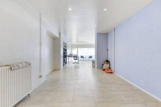 Ce bâtiment d'environ 75 m² a été entièrement rénové l'année dernière (2024), y compris une toute nouvelle installation électrique. Vous...