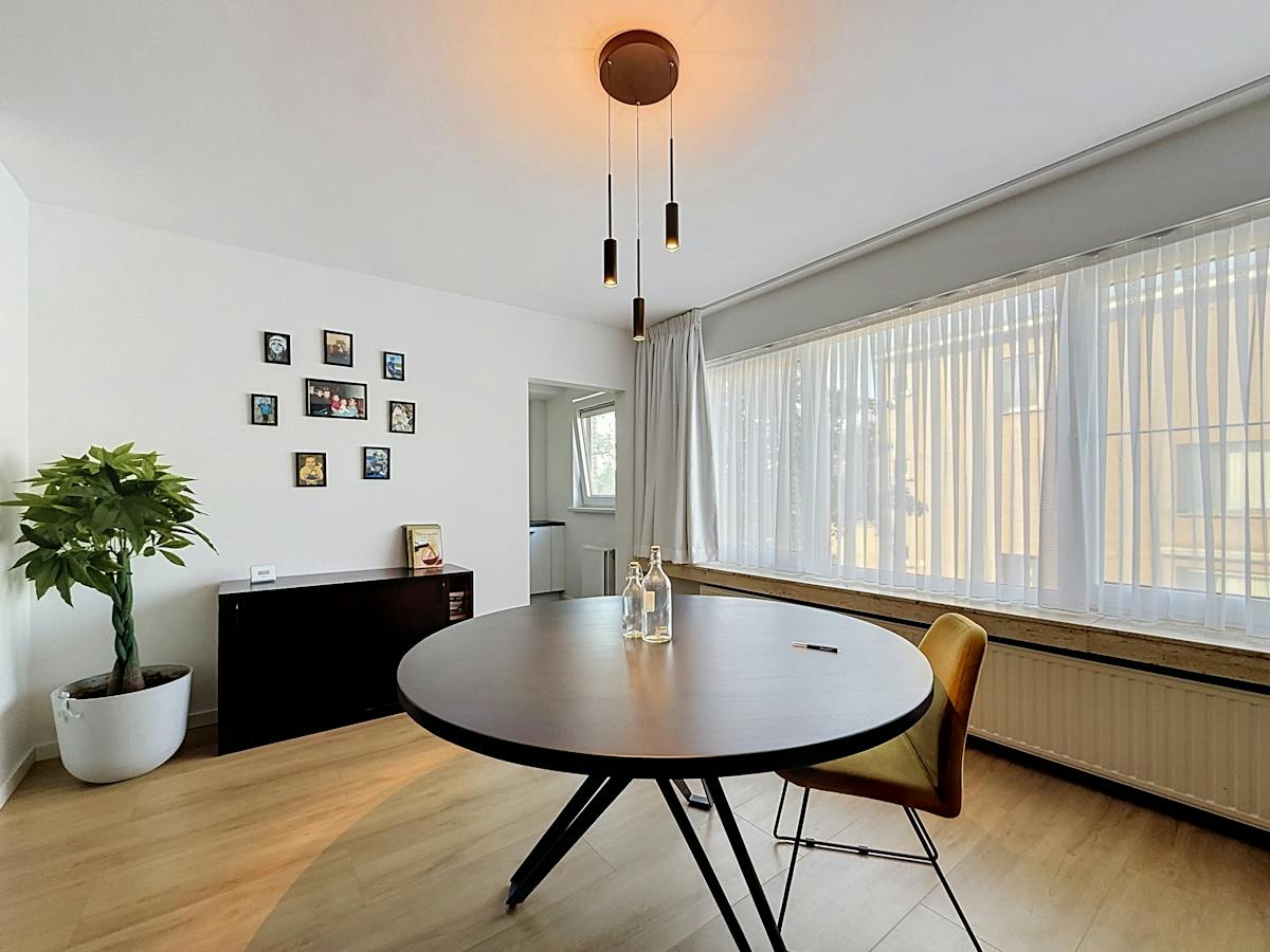 Vernieuwd appartement met 2 slaapkamers te huur in Merksem - foto 3