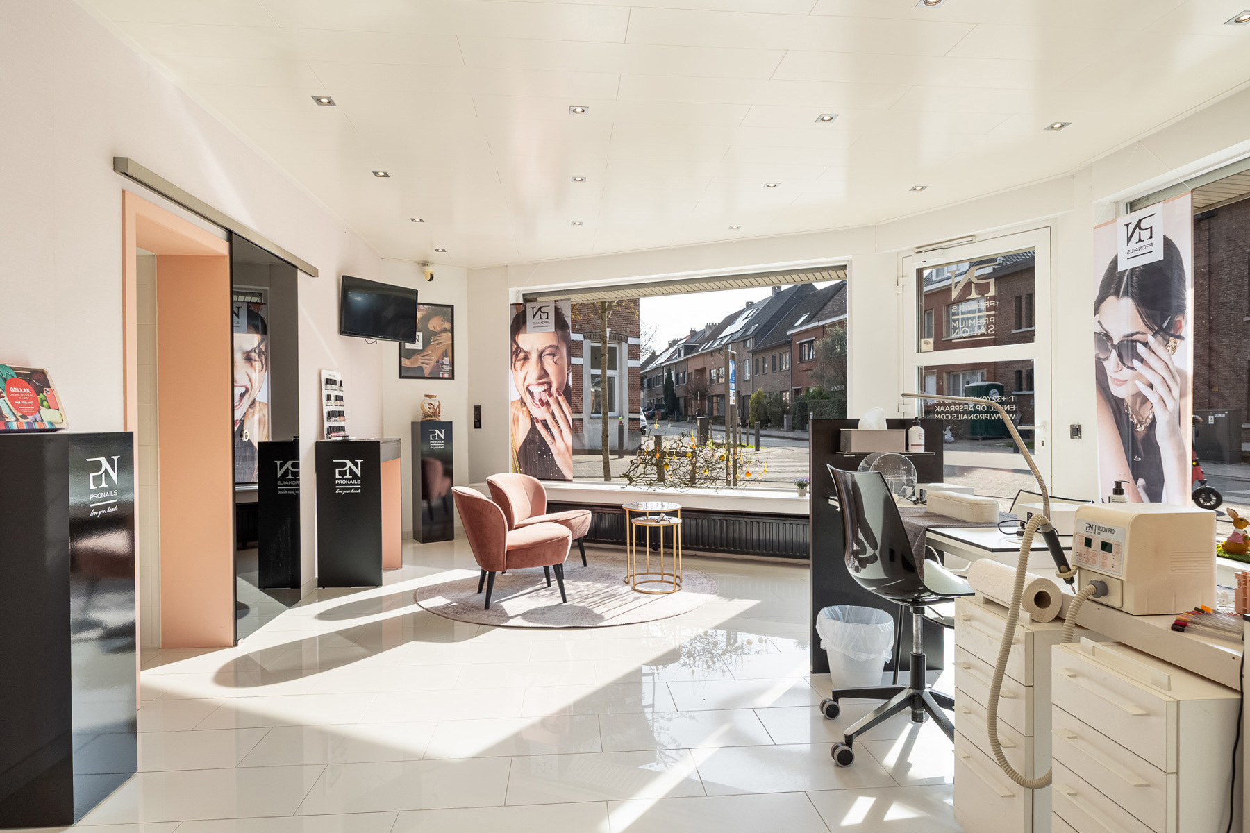 Gerenoveerd hoekpand met etalage en potentieel - foto 3