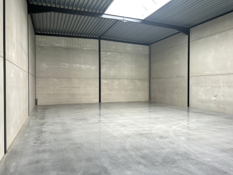 Recent magazijn 223 m² met 2 parkings - foto 5