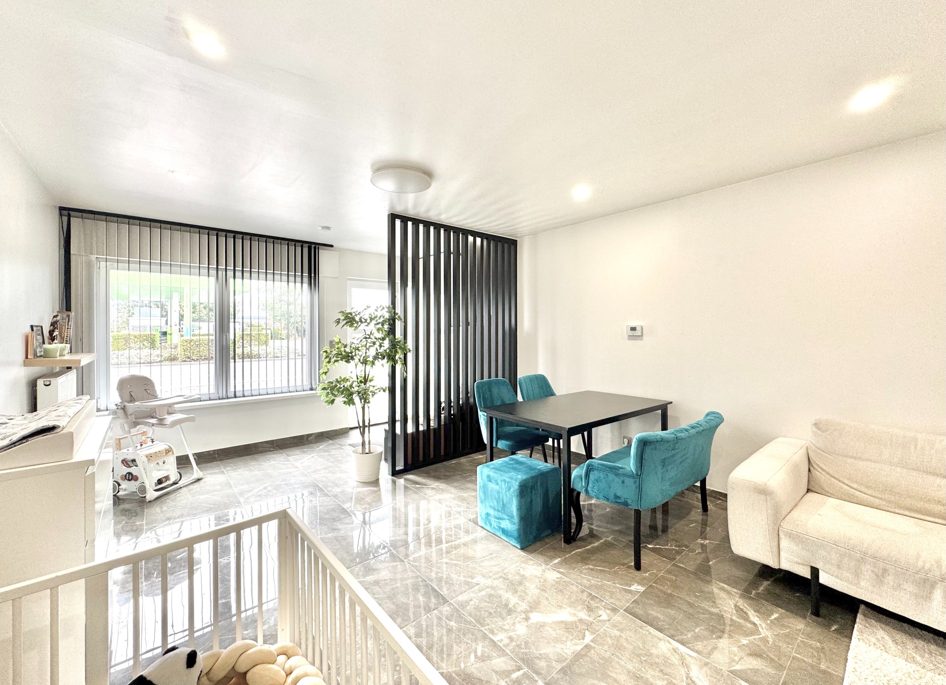 INSTAPKLARE WONING MET TUIN & GARAGE EN UITWEG - foto 4