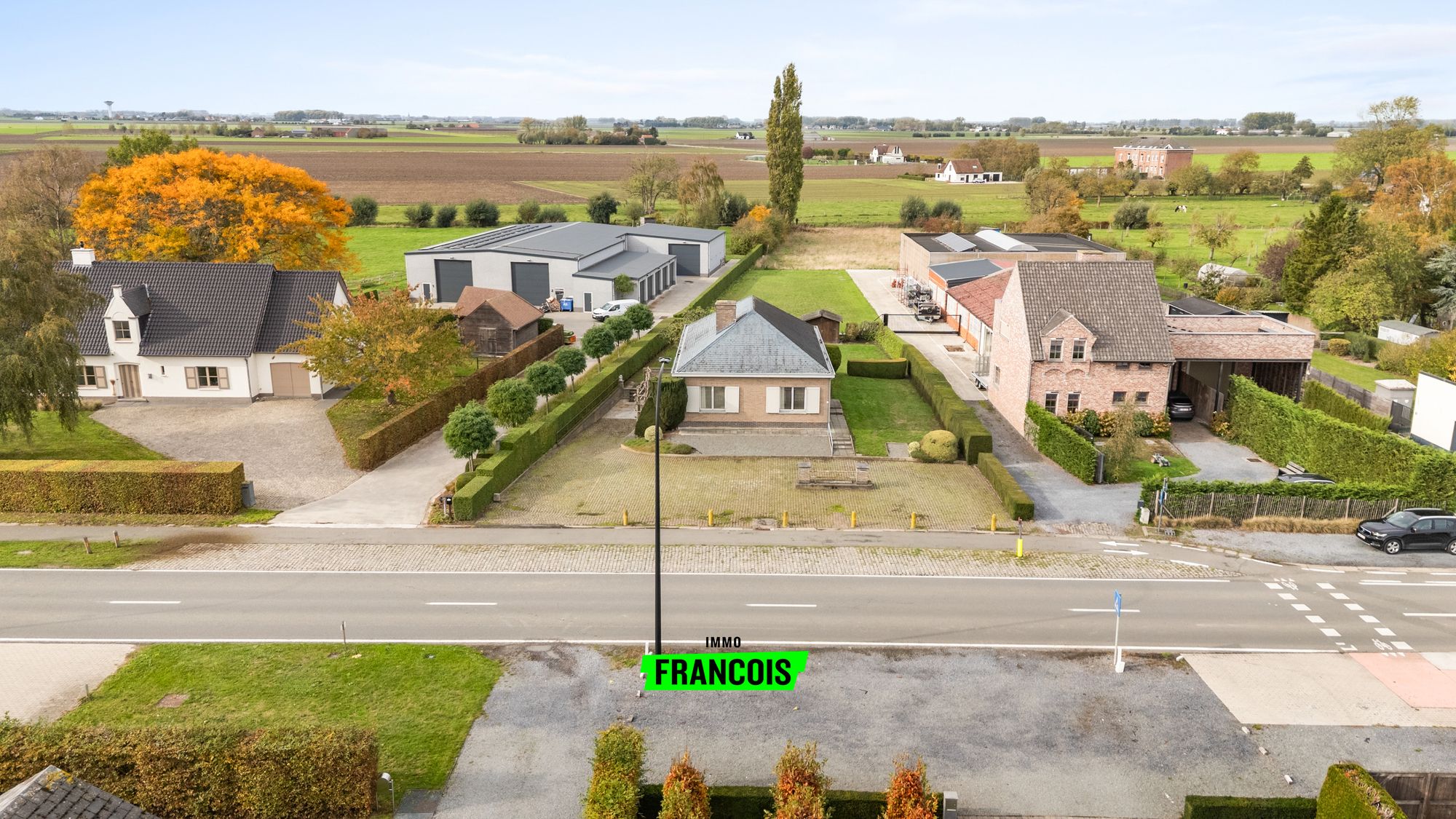 Uiterst degelijke woning met veel potentieel op een riant perceel in Watervliet. - foto 5